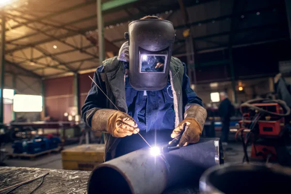 5 of the Best Paying Jobs in Metal Fabrications